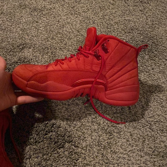 RARE- red jordan 23s. - Picture 2 of 5